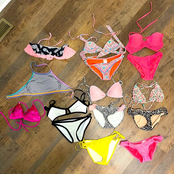 ☀️☀️👙 HUGE BIKINI SWIMSUIT BUNDLE!!! 👙☀️☀️ - Picture 1 of 11